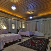 Deluxe Room with Hot Tub