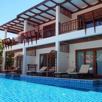 Deluxe Double Room with Pool Access