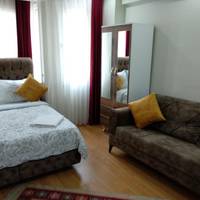 Economy Triple Room