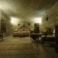 Junior Cave Suite