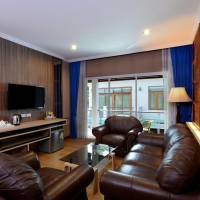 Deluxe Suite with River View