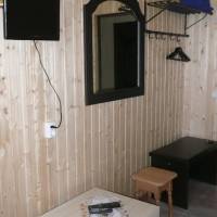 Economy Quadruple Room with Shared Bathroom