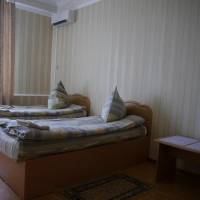 Budget Triple Room with Shared Bathroom