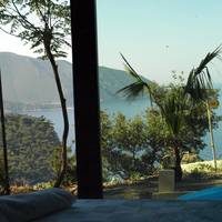 Bungalow with Sea View
