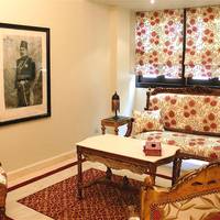 Superior King Suite