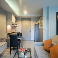 Apartment with Shower