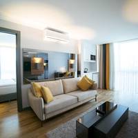 Modern Suite