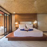  Seaside Pavilion Room 