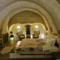 Honeymoon Suite