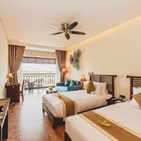 Deluxe Twin Room with Pool View and River View