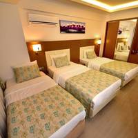 Comfort Triple Room