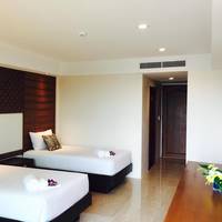 Standard Twin Room (Free Round Trip Airport Transfer)