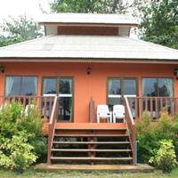 Deluxe Garden Chalet