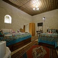Cave Room (3 Adults)