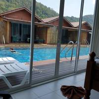 Bungalow -  Water Front (4 Adults)