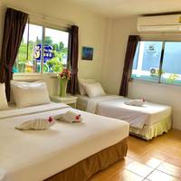 Deluxe Triple Room