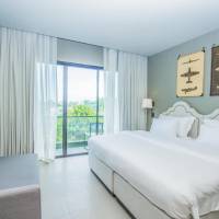 Double or Twin Room with Pool View