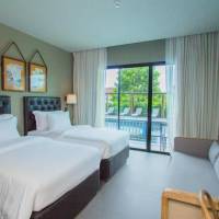 Deluxe Double or Twin Room with Pool Access