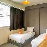 Standard Twin Room with Shared Bathroom