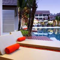 One-Bedroom Pool Access Villa