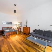 Three-Bedroom Apartment with street view