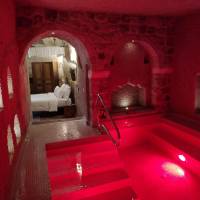 Suite with Private Pool