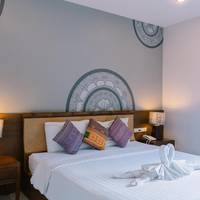 Junior Suite with Garden View