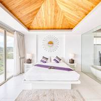Villa with Sea View