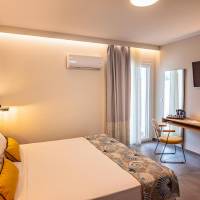 Suite with Private Pool and Garden View