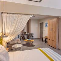 Deluxe Suite with Private Pool and Olympus View