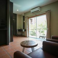 One-Bedroom Suite with Balcony