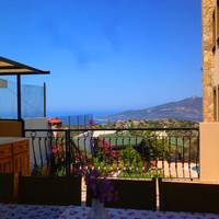 Exclusive Ensuite Room with Terrace, Pool, Sea and Countryside View