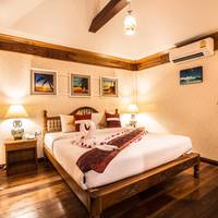 Garden Bungalow