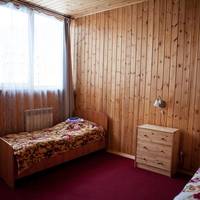 Трехместный