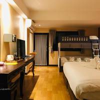 Deluxe Family Pool Access (with Bunk Bed)