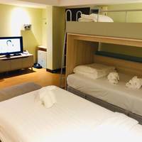 Deluxe Corner Connecting (with Bunk Bed)