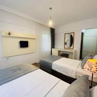 Twin Room with Mountain View