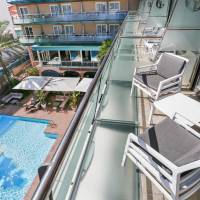 Superior Double Room with Pool View