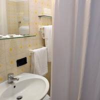Double or Twin Room with Lateral Sea View