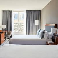 Deluxe Guest Room with Two Double Beds 