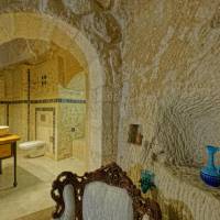 Superior Double Cave Room