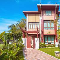 Villa - Beach Front