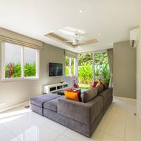 Three-Bedroom Apartment - Deluxe Town House