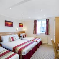 Quadruple Room with Shower