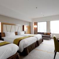 Plaza Deluxe Room on Higher Floor in South Wing - Non-Smoking