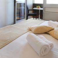 Double Room with Balcony and Sea View
