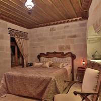 Standard Cave Room