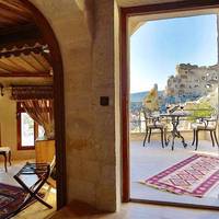 King Cave Suite (3 Adults)