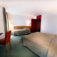 Standard Double or Twin Room with Extra bed (2 Adults + 1 Child)