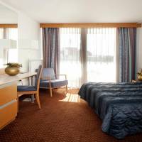Standard Family Room (2 Adults + 2 Children)